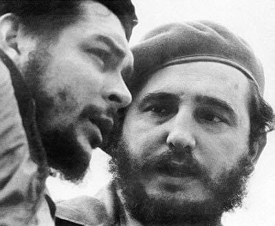 Fidel öldü mü?