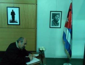 Ölümsüz Fidel’i selamlamak için Küba Büyükelçiliğindeydik
