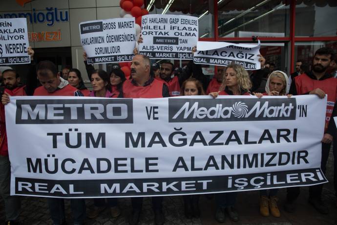 Real Market İşçilerinden Çağrı