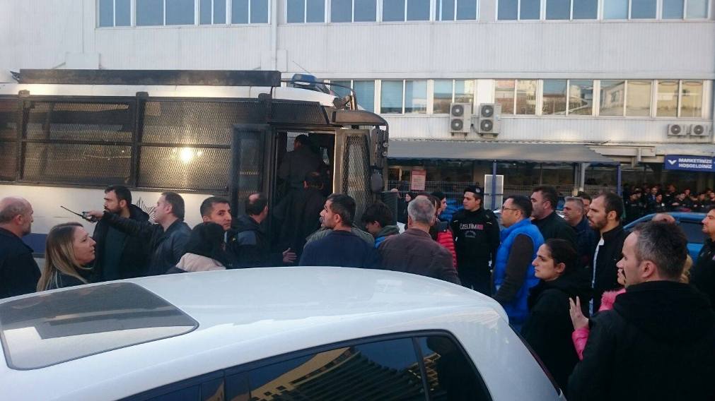 Gözaltılar Real İşçilerini ve Nakliyat-İş’i yıldıramaz! Gözaltıları Protesto ediyoruz!