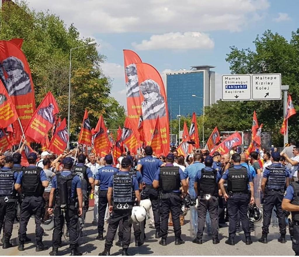 30 Ağustos Dumlupınar Zaferimiz ile gönderilen emperyalistler ve yerli ortakları yeniden geldiler, İkinci Kurtuluş Savaşçıları tarafından yeniden gönderilecekler!