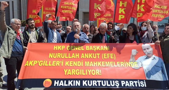 Tüm baskılara ve engelleme girişimlerine rağmen Halkımızın HKP’li Dayısı, Genel Başkan’ımız Nurullah Ankut, AKP’giller’i bir kez daha kendi mahkemelerinde yargıladı!