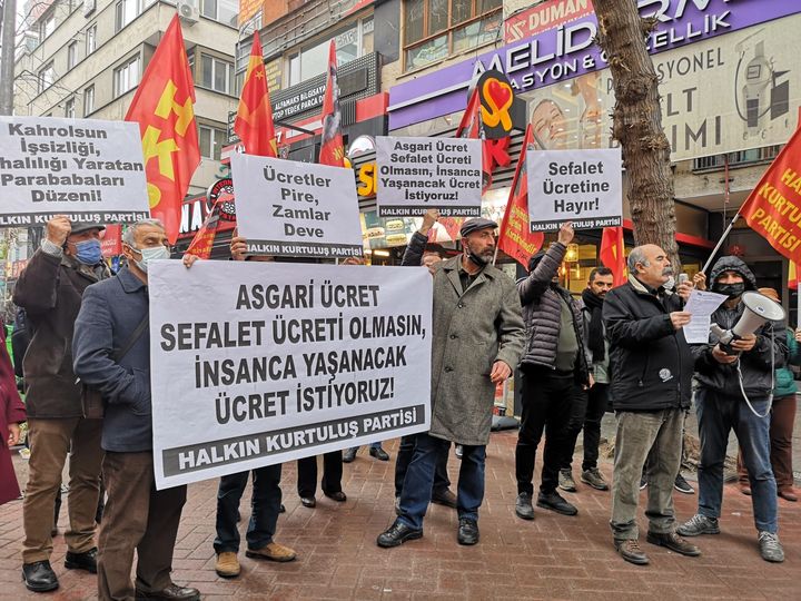 IMF Emir Veriyor  Sözüm Ona IMF’ye ve Politikalarına Karşı Olduğunu Söyleyen AKP’giller  Anında Yerine Getiriyor.
