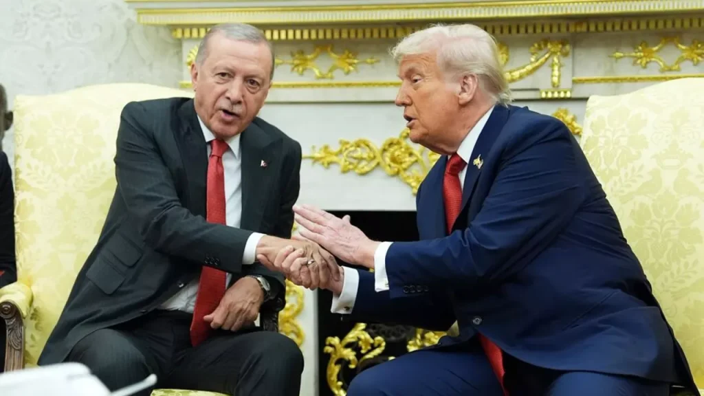 Amerikan Kuklası, Vatan Satıcı AKP’giller, Efendilerinden Yeni Emirler Alarak Kâbeleri Olan ABD’den Döndüler!