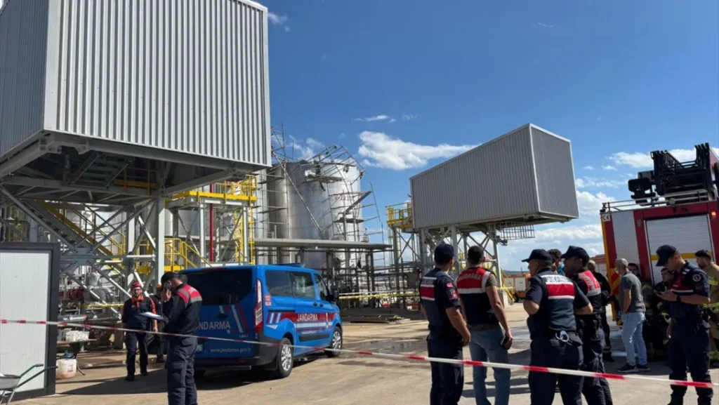 Kocaeli Dilovası GEBKİM’de yaşanan iş cinayeti Parababaları düzeninin eseri.